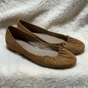 Cole Haan G Series Nike Air Beige Suede Ballet Flats Sz US 6 B
